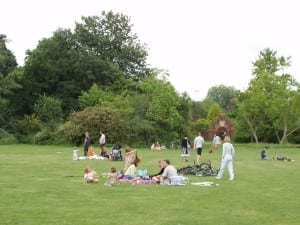 Foto: Wikicommons. Picnic in Engeland